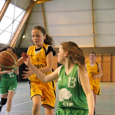 1 vs. 1
