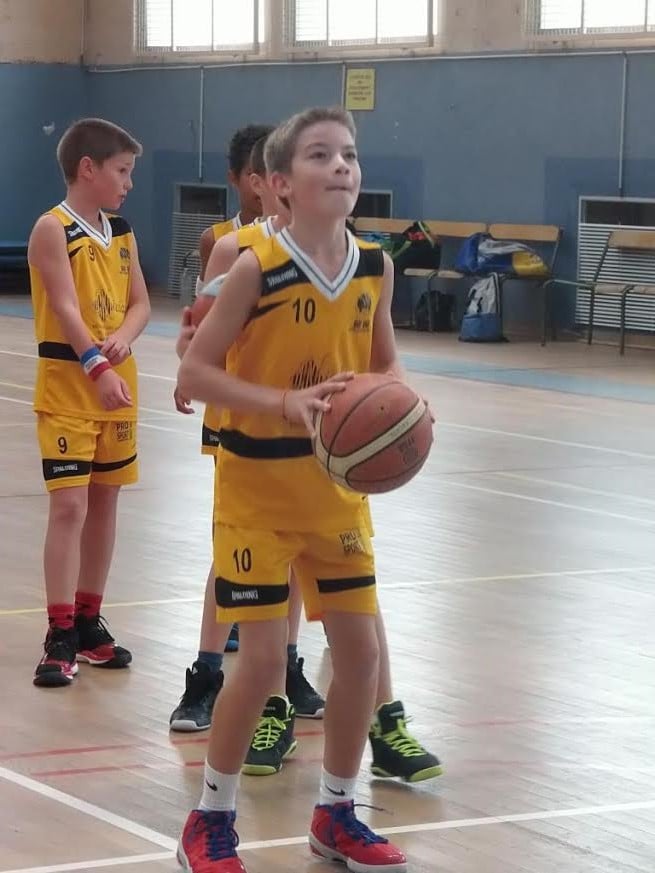 Les U13 à l'échauffement.